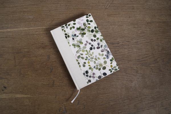 Notebook DIN format with elegant fashion illustrations black, gold, velvet back, black